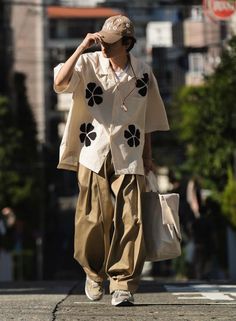 Summer Streetwear Men 2023, Wisdm8 Outfits, Cozy Outfit Men, Vintage Japanese Streetwear, Japanese Street Fashion Oversized, Japanese Summer Streetwear, Filipino Streetwear, Kimono Men Streetwear, Japanese Americana Fashion Men Summer