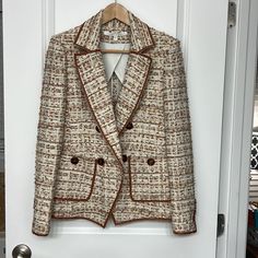 Veronica Beard Theron Double Breasted Tweed Jacket Sz 6 Fits Like Medium. Barley Used Excellent Conditions. Piped Trims Buttoned Cuffs Two Front Patch Pockets Button Fastening At Double-Breasted Front Partially Lined Back Vent Slightly Stretchy Fabric Mid-Weight Fabric. Smoke Free House. Length 25.5”Pit To Pit 18”Sleeves 25” Shoulder 16” This Closet It’s Open To Offers:) Beige Tweed Blazer For Fall, Fall Beige Tweed Blazer, Chic Cream Tweed Blazer, Cream Tweed Jacket For Formal Fall Occasions, Formal Cream Tweed Jacket For Fall, Cream Tweed Jacket For Fall Office Wear, Cream Tweed Jacket For Office In Fall, Spring Cream Tweed Blazer, Cream Tweed Jacket For Spring