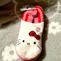 Hello Kitty Slupper Socks, Shoe Size 4-10 Cute Super Soft Socks For Indoor, Cute Super Soft Indoor Socks, Cute Winter Non-slip Socks, Cute Super Soft Socks For Playtime, Cute Cat Design Socks For Winter, Cute Winter Socks With Cat Design, Cute White Cat Design Socks, Cute Cat Design Winter Socks, Fun Round Toe Socks For Playtime