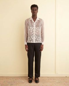 Ivy Appliqué Long Sleeve Shirt – BODE Frilly Shirt, Whitework Embroidery, Resort Wear Beach, Its Fine, New York Mens, Summer 24, Nike Fashion, Cut Shirts, Trouser Pants