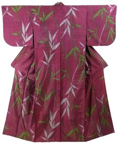 This is a fascinating and retro vintage Meisen Kimono with yanagi(willow) pattern, which is woven.  Textile is exquisite silk and has soft touch. Willow Pattern, Wrap Dress, Textiles