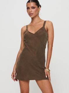 Mini dress  V-neckline, adjustable shoulder straps, invisible zip fastening at side, relaxed fitting Non-stretch material, lined bust 60% cupro 40% lyocell  Cold gentle machine wash Festival Romper, Lace Styles, Party Dress Long Sleeve, Casual Rompers, Invisible Zip, Casual Tank Tops, Party Dress Long, Party Tops, New Tops