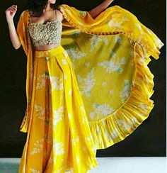 Orang India, Ceremony Outfit, Haldi Ceremony Outfit, डिजाइनर कपड़े, Haldi Dress, Haldi Outfits, Function Dresses, Mehendi Outfits, Indian Outfits Lehenga