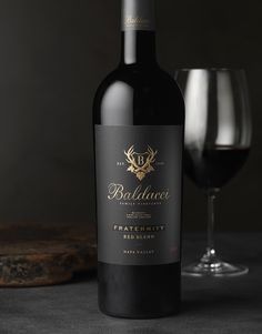 Red Wines Guide, Wine Business, Wine Label Packaging, Wine Packaging Design, Bottle Design Packaging