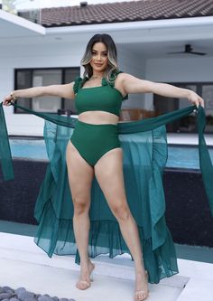 Description: Forest green Two-piece swimsuit with ruffles on the shoulders, a unique and timeless swimsuit that you can combine, and put together your best summer outfits. High waisted panty. Fund with moderate coverage. Color may vary due to lighting on images. The product images (without model) are the closest to the true color of the product. Runs true to size. 𝑺𝒊𝒛𝒆 𝑪𝒉𝒂𝒓𝒕: • 2-4 Small • 6-8 Medium • 10-12 Large 𝑺𝒉𝒊𝒑𝒑𝒊𝒏𝒈 • This Item ships for free. 𝑹𝒆𝒕𝒖𝒕𝒏𝒔 • Returns (Fo Green Bathing Suits, Green Two Piece, Cool Summer Outfits, Forest Green, Best Sellers, True Colors, Bathing Suits, Two Piece, Cover Up