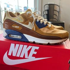 Rare Nike Air Max Nike Air Max 90 Se, Rare Nikes, Nike Gold, Shoes Nike Air, Nike Air Max 90, Shoes Nike, Tennis Shoes, Men's Nike, Blue Gold