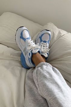 Baju Kahwin, Sneaker Trend, Jordan Shoes Girls, Cute Nike Shoes, Popular Shoes, Tomboy Style Outfits, Workout Tips, Hype Shoes, Aesthetic Shoes