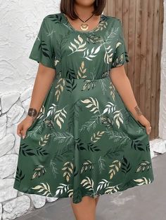 Green Short Sleeve Dress With Graphic Print, Green Printed Free-size Dresses, Green Non-stretch Maxi Dress With Short Sleeves, Casual Green V-neck Dress With Floral Print, Vestido Plus Size, Plant Print, Vestido Casual, Estilo Boho, Plus Size Casual