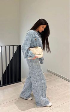 Chic Business Casual, Mode Zara, Hijab Fashion Inspiration, Stylish Work Outfits, Casual Chic Outfit, Modest Fashion Outfits, Abayas Fashion, Mode Inspo, Looks Chic