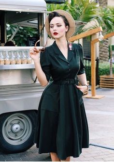 Idda Van Munster, Fashion 40s, Retro Pin Up, Vintage Inspired Fashion