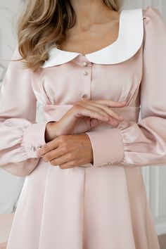 Fabric: Satin Viscose 35%, Polyester 35%, Cotton 20% Nylon 10% Collared neckline Puffed sleeves Long sleeve Corseted top Zipper lock at the back Mini length Corseted Top, Zipper Lock, Wear Store, Peach Fuzz, Dress Dusty, Puff Sleeve Dresses, Crop Top Shirts, Red Collar, Puffed Sleeves