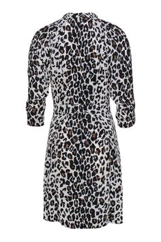 Go fierce and formal with this A.L.C. frock! The classic sheath dress is upgraded with a luxe leopard print design on super soft silk. Perfect for the office, cocktail parties and everything in between! Roar into your next big meeting or swanky soiree in style when you pair this beauty with polished pumps and statement earrings. Missing size tag, measures size 2 100% Silk Concealed back zipper Unlined Sheath silhouette High neckline Quarter sleeve Open pockets on sides of waist Leopard print des Elegant Fitted Leopard Print Dress, Chic Knee-length Leopard Print Dress, Elegant Leopard Print Formal Dress, Elegant Leopard Print V-neck Mini Dress, Formal Fitted Leopard Print Dress, Elegant Long Sleeve Leopard Print Mini Dress, Elegant Leopard Print Mini Dress For Spring, Fitted Leopard Print Dress For Formal Occasions, Elegant Spring Mini Dress In Leopard Print