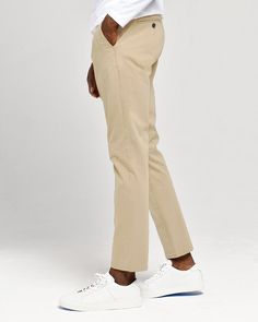 Mojave Desert Tech Chinos – for good looks, great feels and even better fits. Premium moisture-wicking, flexible fabric and a perfectly tailored fit, for ever-elevated looks. Mojave Desert, Chino Pants, Chinos Pants, Moisture Wicking, Looks Great, Pants, Fabric, Trousers