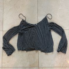 Sage Heather Gray Nwot Shoulder Cut Out Longsleeve Is Soooo Soft And A Size Small. Could Fit A Medium. Super Cute And Spaghetti Straps Over Shoulder But Open Material Until Sleeves. Priced Around $75 In Stores. Priced To Sell And Will Ship Out Same Day As Purchased. Chm Casual Gray Blouse For Winter, Gray Casual Blouse For Winter, Casual Gray Winter Blouse, Gray Top For Day Out In Fall, Gray Long Sleeve Blouse For Fall, Gray Top For Day Out In Winter, Gray Top For Winter Day Out, Gray Winter Top For Day Out, Gray Stretch Long Sleeve Blouse