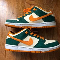 Nike Dunk Sb Low Legion Pine Kumquat Size: 5.5m/7w Condition: Work < 3 Times. In Great Condition, No Major Flaws. Color: Legion Pine/Kumquat-Flat Opal Message If You Have Any Questions! Shoes Nike, Nike Dunk, Nike Dunks, Green And Orange, Nike Shoes, Athletic Shoes, Opal, Women Shoes, Nike