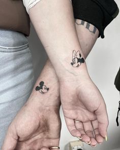 20 Epic Mickey Mouse Tattoo Ideas Perfect For Disney Fans Mickey And Minnie Tattoos, Minnie Tattoo, Lady Bug Tattoo, Epic Mickey, Classic Mickey Mouse, Tattoo Now, Famous Cartoons