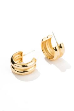 These earrings feature a thick, bold design that adds a touch of glamour to any look. Made from high-quality gold materials, they are durable and long-lasting. Whether you're dressing up for a special occasion or adding a chic element to your everyday wear, chunky gold hoops are a versatile and classic choice. Water Resistant Brass 24K Gold Sterling Silver Post Handmade Hypoallergenic Nickel Free SIZE: 21mm Trendy Chunky Gold Earrings, Gold Chunky Hoop Earrings Trendy Style, Trendy Gold Chunky Hoop Earrings, Trendy Chunky Gold Hoop Earrings, Chunky Gold Metal Earrings, Chunky Gold Hoop Earrings, Butterfly Necklace, Bold Design, Love Bracelets