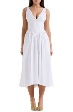 This sweet stretch-poplin midi gets a sultry update with its deeply dipped neckline and corseted bodice. Exclusive retailer Hidden back-zip closure Deep V-neck Sleeveless Lined 65% cotton, 32% nylon, 3% elastane Dry clean Imported White Cotton Ruched Midi Dress, White Cotton V-neck Midi Dress, White Sleeveless V-neck Stretch Dress, White Stretch V-neck Sleeveless Dress, White V-neck Midi Dress With Button Closure, House Of Cb, Sam Edelman Shoes, Beauty Services, Beauty Sale