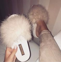 🥀💕 Pin: xbrattt 💕🥀 Street Fashion Photography, Cute Sandals, Shoe Closet, Pretty Shoes, Slides Shoes, Dream Shoes