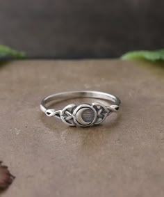 Cast Rings, Crescent Moon Ring, Estilo Hippie, Celtic Design, Celtic Designs