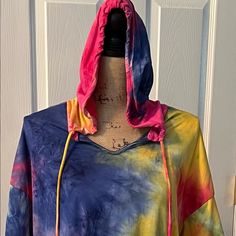 Nwot White Birch Short Sleeve Hoodie. Sz L. 95% Polyester, 5% Spandex. Trendy Blue Stretch Hoodie, Blue Spring Hoodie, Blue Stretch Hooded Hoodie, Blue Stretch Hoodie With Drawstring Hood, Sporty Multicolor Top With Drawstring Hood, Multicolor Hooded Athleisure Hoodie, Poncho Style Top, Leopard Hoodie, Corduroy Top