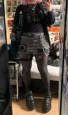 Goth Look, Alt Outfits, New Rock, Estilo Punk, Punk Outfits, Alt Fashion, Grunge Goth, Swaggy Outfits, Mall Goth