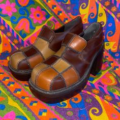 vtg 90s tri tone checkered platforms size 7 stacked 70s style chunky heels brown & tan thick retro disco club checkered geometric mod shoes hippie boho hot summer y2k mary janes size 7  hot menu brand insole measures 9.5" 4" ball  4" in heel height, 6" total height  5.5" volume(over the toe arch) Overall Good condition, some light wear creasing and scuffing Retro Closed Toe Platform Heels, Retro Square Toe Platform Heels, Retro Platform Heels With Square Toe, Retro Heels With Stacked Heel And Square Toe, Retro Chunky Platform Heels, Retro Round Toe Platform Heels, Retro Square Toe Leather Heels, Retro Platform Heels With Round Toe, Retro Leather Heels With Square Toe