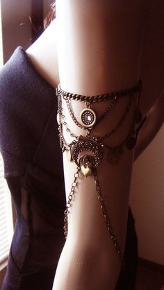 Steampunk Mode, Moda Steampunk, Shoulder Piece, Shoulder Jewelry, Electric Forest, Shoulder Armor, Body Chains, Estilo Hippie, Bohol