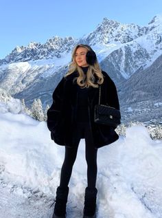 Aspen Outfits, Lululemon Shoes, Cute Ski Outfits, Freya Killin, Stockholm Winter, Ski Outfit For Women