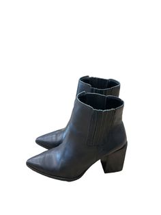 Brand: STEVE MADDEN Style: BOOTS ANKLE HEELS Color: BLACK Size: 7.5 SKU: 129-5836-3033 CONDITION: GENTLY USED Black Pointed Toe Winter Boots, Winter High Ankle Chelsea Boots With Stacked Heel, Casual Boots With Stacked High Heel, Casual High Heel Boots With Stacked Heel, Casual Block Heel Boots With Heel Pull Tab, Fall Ankle-high Boots With Reinforced Heel, Ankle-high Boots With Reinforced Heel For Fall, Black Pointed Toe Chelsea Boots For Winter, Pointed Toe Boots With Stacked Heel In Medium Width