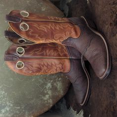 Boulet #8173 Mens Square Toe Cowboy Western Boots. Rich Chocolate Brown Textured Leather Vamp/Foot With A Dark Burnt Orange, Almost Chestnut Brown Buckaroo Style Shaft With Embroidered Pull Holes And Brown Pull Tabs. Four Color Fancy Stitching On Shaft (Tan, Burnt Orange, Red, Espresso Brown). Great Quality Boots, Fully Leather Lined, Leather Outsoles, Riding Style Heel, Lightly Cushioned Leather Insoles And Square Toe Style. Made In Canada. Size 8.5 E (This Is A Men's Regular Width In Boulet Bo Western Brown Work Boots With Goodyear Welt, Brown Western Work Boots With Goodyear Welt, Brown Western Work Boots Goodyear Welted, Western Brown Work Boots With Rubber Sole, Brown Goodyear Welted Work Boots For Ranch, Brown Work Boots With Leather Sole For Rodeo, Orange Round Toe Boots With Leather Sole, Buckaroo Style, Boulet Boots