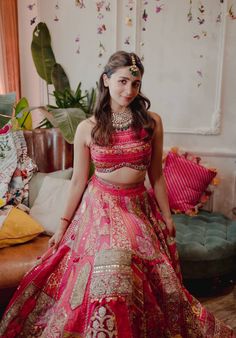 Alia Bhatt Mehendi Patchwork Lehenga - Etsy UK Mehendi Crop Top Skirt, Manish Malhotra Lehenga, Top Lehenga, Haldi Dress, Mehndi Outfit, Mehendi Outfit, Haldi Outfits, Sangeet Outfit, Crop Top Lehenga