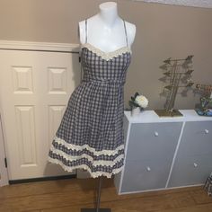 This Has Been One Of My Favorite Dresses. Quality Fabric, Lined, Well-Made, Has Pockets Vintage Lined Dress For Day Out, Cottagecore Lace Trim Dress For Brunch, Elegant Black Dress For Picnic, Fitted Sleeveless Midi Dress In Cottagecore Style, Lined Dresses For Picnic, Fitted Sleeveless Cottagecore Midi Dress, Cottagecore Fitted Sleeveless Midi Dress, Cottagecore Sleeveless Fitted Midi Dress, Fitted Lace Trim Dress For Picnic