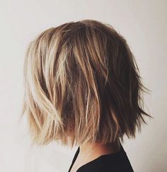 20 Cortes Súper Fácil Capas para el pelo corto Más Lauren Conrad Short Hair, Victoria Tornegren, Trendy We Fryzurach, Choppy Bob Haircuts, Choppy Bob Hairstyles, Bob Hair, Penteado Cabelo Curto, Short Blonde, Blonde Bobs