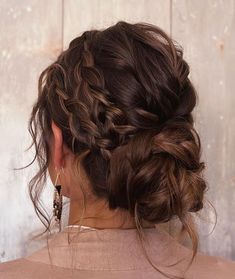 Hairstyles For Wedding, Straight Hair Updo, Hair Adviser, Side Braids, Braided Bun Hairstyles, Wedding Guest Hairstyles, Wedding Bun Hairstyles, Low Bun