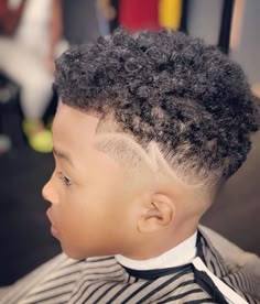 Popular Boys Haircuts, Cool Hairstyles For Boys, Boys Curly Haircuts, Black Boy Hairstyles, Trendy Boys Haircuts, Stylish Boy Haircuts, Boys Haircut Styles, Black Boys Haircuts, Boy Haircuts Short