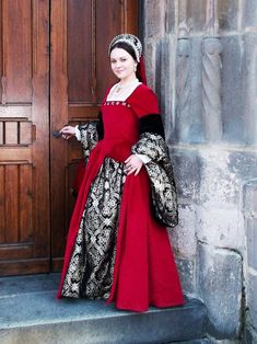 Regency Style Long Sleeve Medieval Dress For Festivals, Gothic Medieval Dress For Medieval Festivals, Vintage Medieval Dress For Medieval Festivals, Historical Victorian Dress For Larp, Vintage Medieval Dress For Larp With Historical Design, Medieval Style Victorian Long Sleeve Dress, Victorian Dress For Medieval Festivals With Historical Design, Regency Style Medieval Costume Dress With Historical Design, Regency Dresses For Medieval Festivals