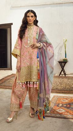 Pakistani Designer Clothes, Pakistani Wedding Dress, Printed Dupatta, Pakistani Salwar Kameez, Embroidered Chiffon, Amritsar, Pakistani Designers, Boutique Fashion, Trending Fashion