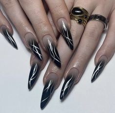 Nagel Tips, Dark Nails, Gradient Design, Nail Length, Stick On Nails, Nail Arts