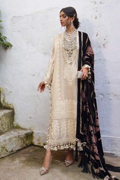 (1) Sana Safinaz S211-005b-cp Winter Shawl Velvet 2021 – Original Brand Embroidered Outfit, Pakistan Dress, Asian Bridal Dresses, Pakistani Wedding Outfits, Sana Safinaz, Winter Shawl