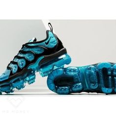 Nike Shoes Women Fashion, Nike Vapor Max, Futuristic Shoes, Black Ocean, Air Vapormax Plus, Nike Air Vapormax Plus, Sneakers Nike Air Max, Jordan Shoes Girls, Kicks Shoes