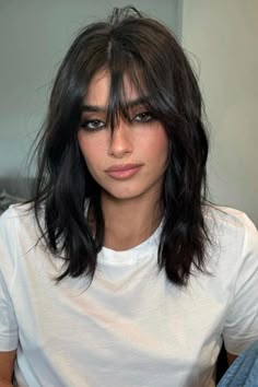 30 Wolf Cut Hairstyle Ideas Trending in 2024 | Marie Claire Longbob Hair, Medium Shag Haircuts, Makijaż Smokey Eye, Haircut Inspo, Wolf Cut, Haircuts Straight Hair, Hair 2024, Shag Haircut, Mid Length Hair