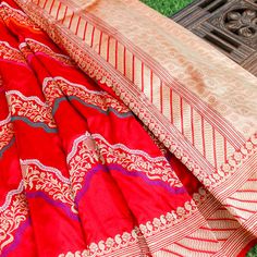 Red Pure Katan Silk Handwoven Banarasi  Kadwa Zig Zag Saree - Khinkhwab Traditional Pre-draped Saree For Wedding And Diwali, Ceremonial Pre-draped Saree With Cutdana, Festive Ceremonial Pre-draped Saree With Cutdana, Red Katan Silk Traditional Wear With Dori Work, Red Traditional Wear With Dori Work In Katan Silk, Traditional Blouse Piece With Traditional Patterns For Wedding, Traditional Patterned Saree For Wedding On Eid, Ceremonial Katan Silk Saree For Diwali, Anarkali Saree With Traditional Patterns For Ceremonial Occasions