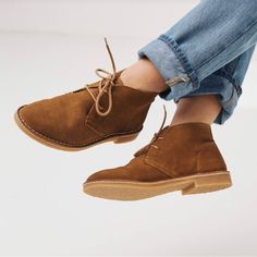 Great Find! Nubuck Leather Clarks Desert Boot Size 8/39 Fits Like 8-8.5 Like New Never Worn Outside Super Comfy And The Perfect For Fall Open To Offers Vintage Clarks Boots, Clarks Ankle Boots Woman, Clarks Boots Women, Chukka Boots Femme, Clarks Winter Boots Women, Womens Leather Chukka Boots, Dessert Boots Women Clarks, Chukka Boots For Women, Boots Clarks Women