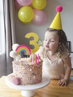 Pink Cake With Sprinkles, Easy Kids Birthday Cakes, Rainbow Sprinkle Cakes, Cake With Sprinkles, Sprinkles Birthday Cake, Lego Birthday Cake, Rainbow Birthday Cake, Rainbow Unicorn Birthday