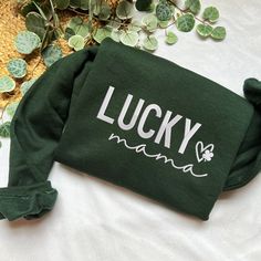 lucky mama sweatshirt Embroidered Christmas Gifts, Unique Embroidery Designs, Text Embroidery, Stylish Text, Beautiful Chaos, Cozy Design, Unique Embroidery, Embroidered Christmas, Mama Style