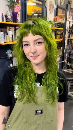 Multi Green Hair, Green Hair Makeup Ideas, Slime Green Hair, Sectioned Hair Dye, Dyed Bangs Curly Hair, Swamp Green Hair, Moss Hair Color, Queer Hair Color, Rainbow Buzzcut