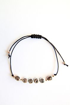 Personalized Handmade Bracelet - Black satin cord + Sterling Silver alphabet + 02 heart beads + Rose gold beads - Loving Memento Cabochon Tutorial, Venessa Arizaga, Valentines Bracelets, Diy Bracelets Tutorials, Silver Heart Bracelet, Winter Jewelry