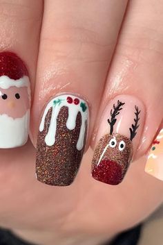 Christmas Nail Designs Easy, Christmas Nail Art Ideas, Xmas Nail Art, Nagellack Trends, Cute Christmas Nails, Christmas Nails Easy, Christmas Gel Nails, Christmas Nail Art Designs, Christmas Nails Acrylic