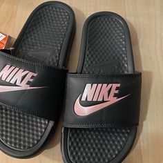 Be Comfy All Day Pink Nike Casual Slides, Casual Pink Nike Slides, Casual Pink Open Toe Sneakers, Sporty Pink Nike Sandals, Nike Casual Pink Sandals, Nike Sporty Pink Sandals, Pink Low-top Synthetic Sandals, Nike Pink Sandals For Spring, Pink Nike Sandals With Cushioned Footbed